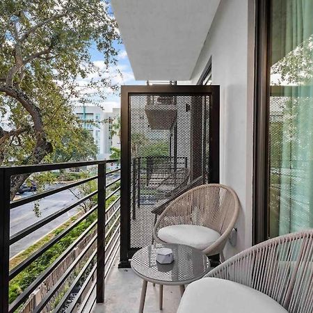 Pretty Rola 202 Modern Industrial Apt W King Bed Fort Lauderdale Eksteriør bilde